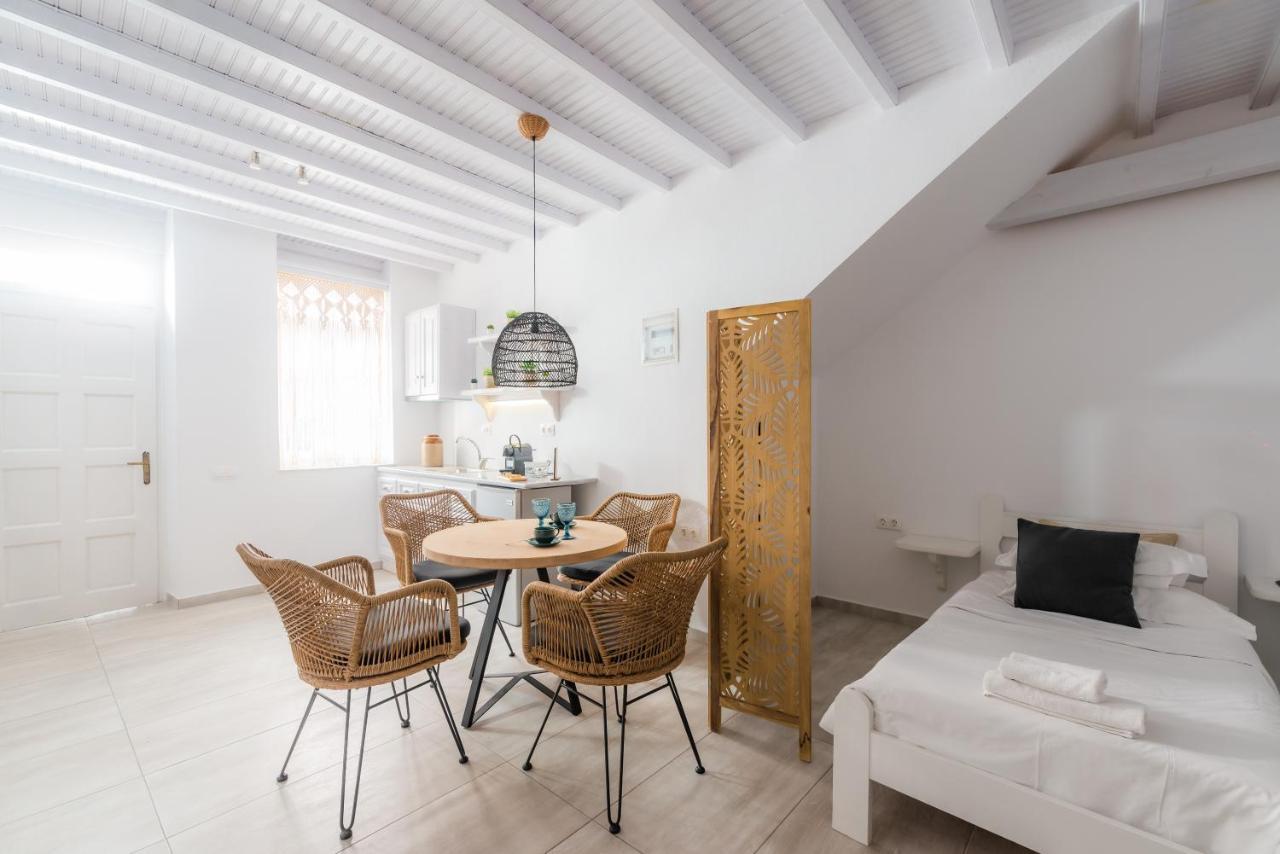 Anastasia'S Visage II Stylish Accommodation Rooms City Center Mykonos Mykonos Town Exterior foto